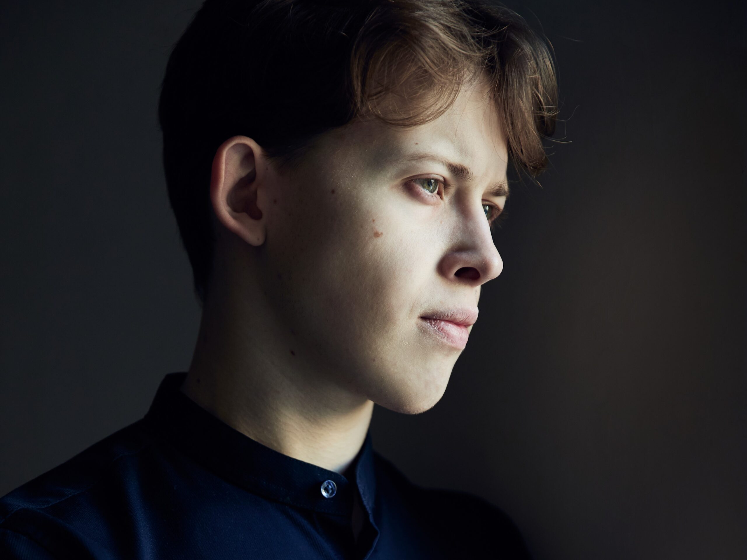Stepan Armasar, vincitore della Toscanini Competition 2025, nominato Associate Conductor della Royal Concertgebouw Orchestra